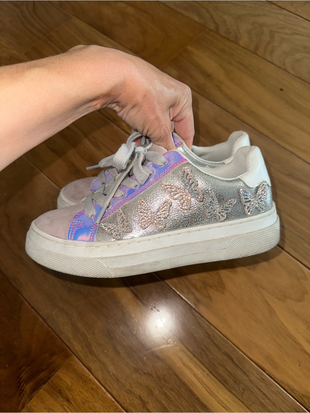 Steve Madden Girls Silver Butterfly Sneakers with Pink/Purple Accents